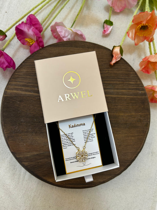 '' Kadınıma '' Yonca Kolye Duygusal Not + Hediye Kutusu
