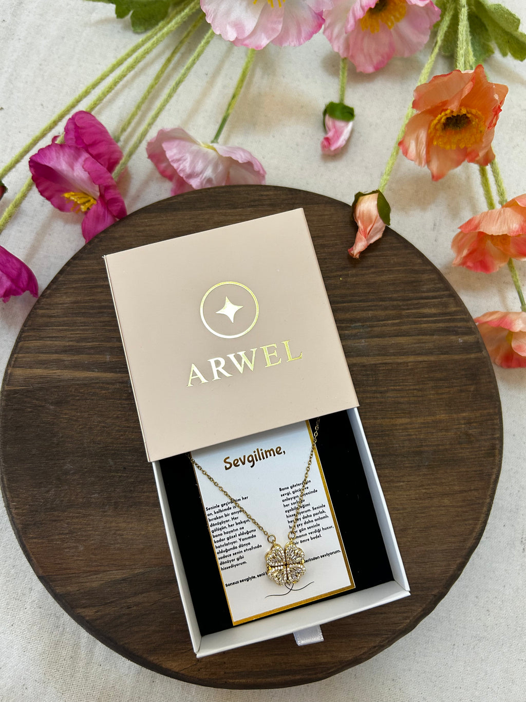 '' Sevgilime '' Yonca Kolye Duygusal Not + Hediye Kutusu