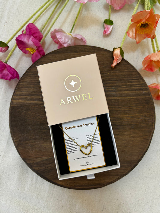 '' Çocuklarımın Annesine '' Kalp Kolye  Duygusal Not + Hediye Kutusu