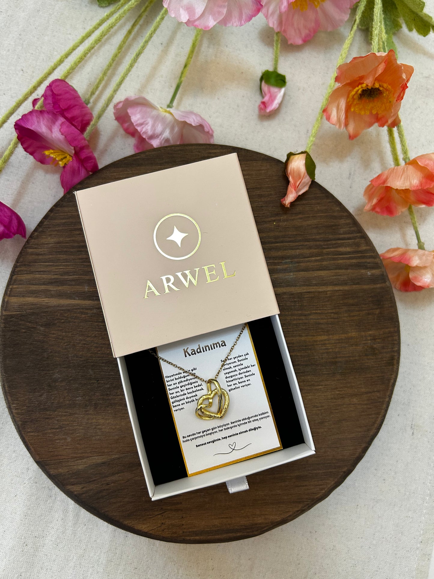 '' Kadınıma '' Kalpten Kalbe Kolye  Duygusal Not + Hediye Kutusu